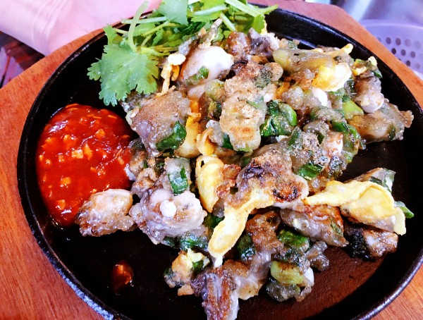 Taste Xiamen - Oyster Omelet
