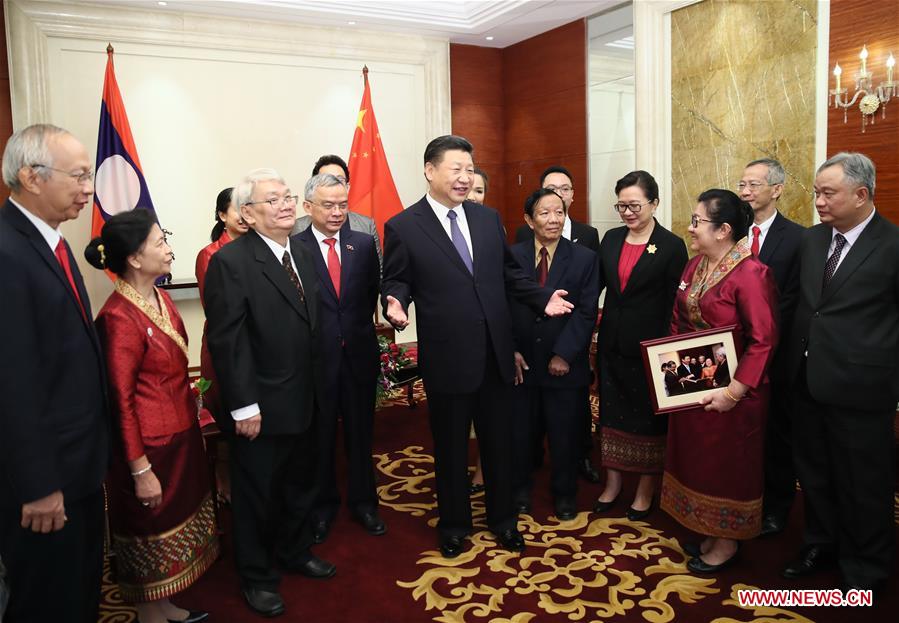 Chinese president urges young generations to advance China-Laos friendship