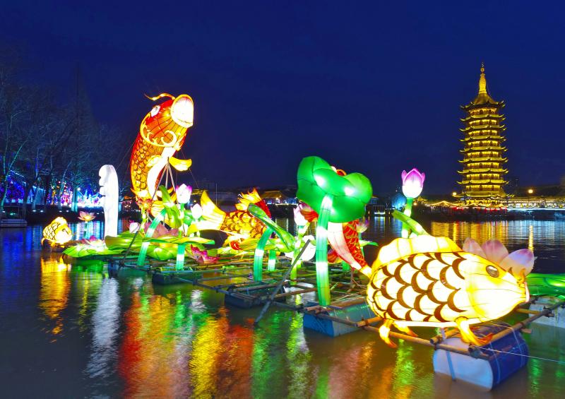 Lantern fairs held to greet Spring Festival in Huaian