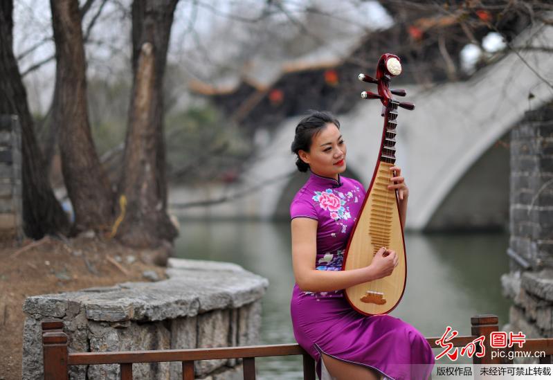 Women perform to celebrate Int’l Women’s Day in E China’s Shandong