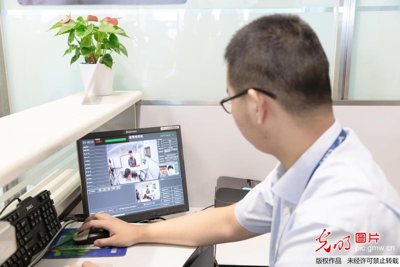 Facial recognition technology assists airport security checks in China's Hangzhou