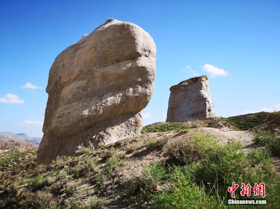 A visit to Danxia landform valley in NW China’s Gansu