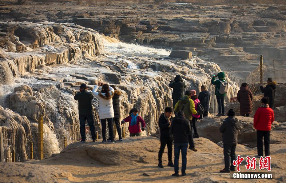 Stunning scenery of icicles at Hukou Waterfall