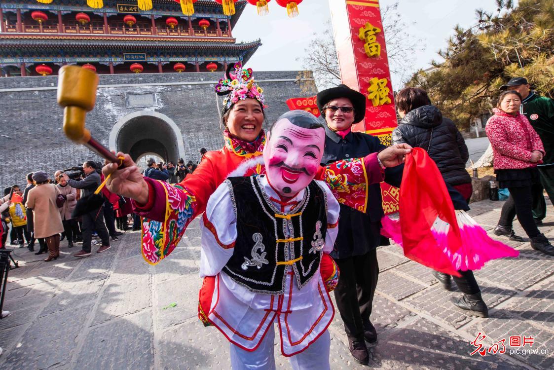 Folk custom performance held in China's Shandong