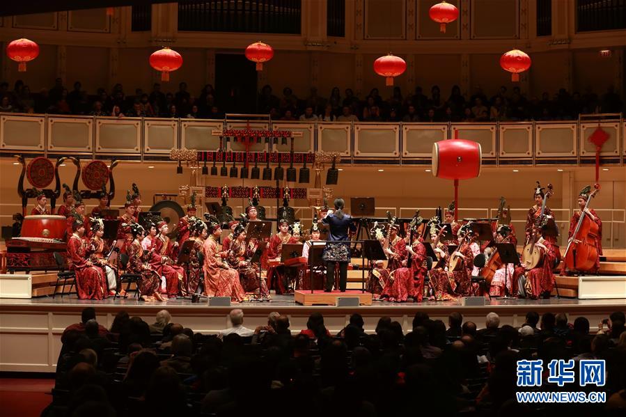 （国际·图文互动）（6）悠扬古乐声 欢喜中国年——中国编钟和京剧在美演出侧记