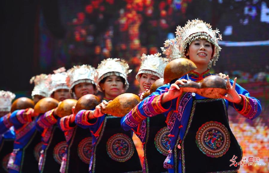 Miao people celebrate Tiaoxiang Festival in S China’s Guangxi