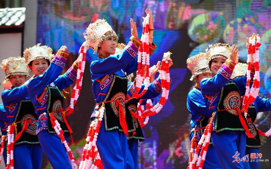 Miao people celebrate Tiaoxiang Festival in S China’s Guangxi