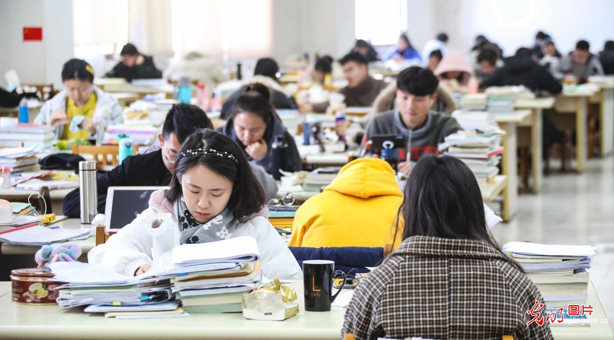 Students prepare for upcoming postgraduate entrance exam in China’s Jiangsu