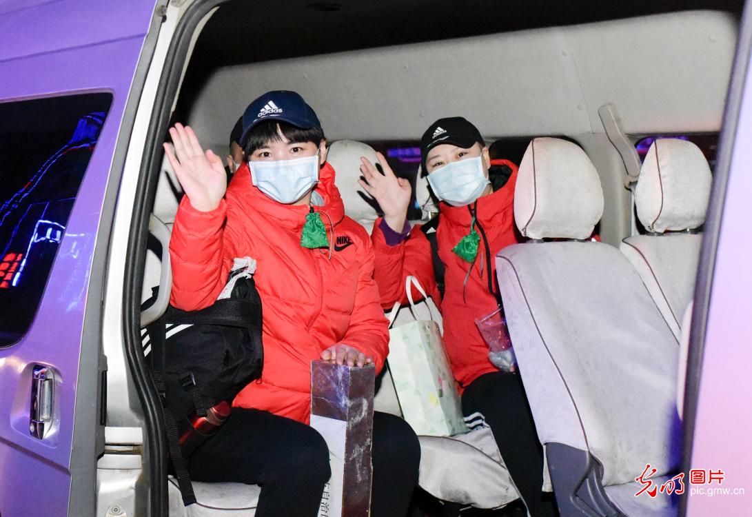 Fifth batch of medical team from Inner Mongolia departs to Hubei