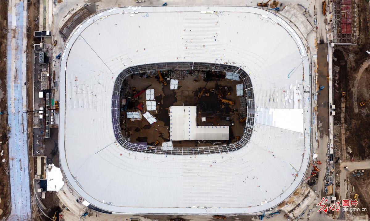 Shanghai Pudong Football Stadium entered the late stage of construction