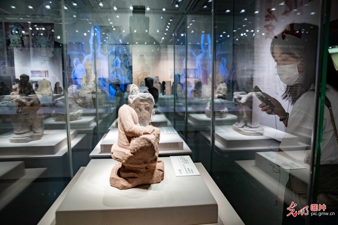 “大足石刻的发现与传承”展览在成都金沙遗址举行