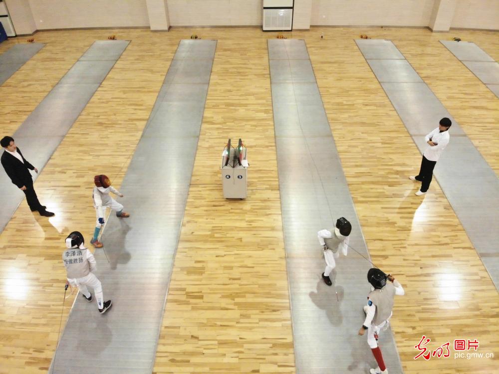 The 1st Youth Fencing Competition in E China's Anhui Province