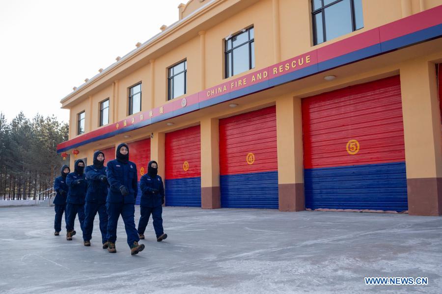 Firefighters stick to posts despite freezing weather in China's northernmost city