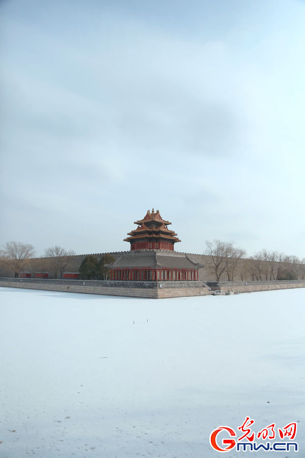 Beijing sees first snow of 2021