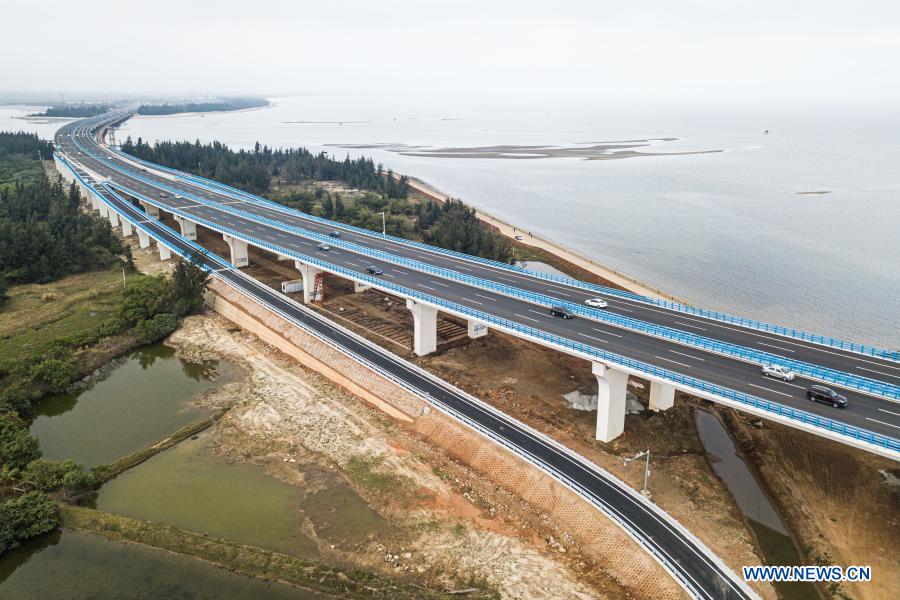 Haiwen Bridge-Beigang Island ramp bridge opens to traffic in Hainan