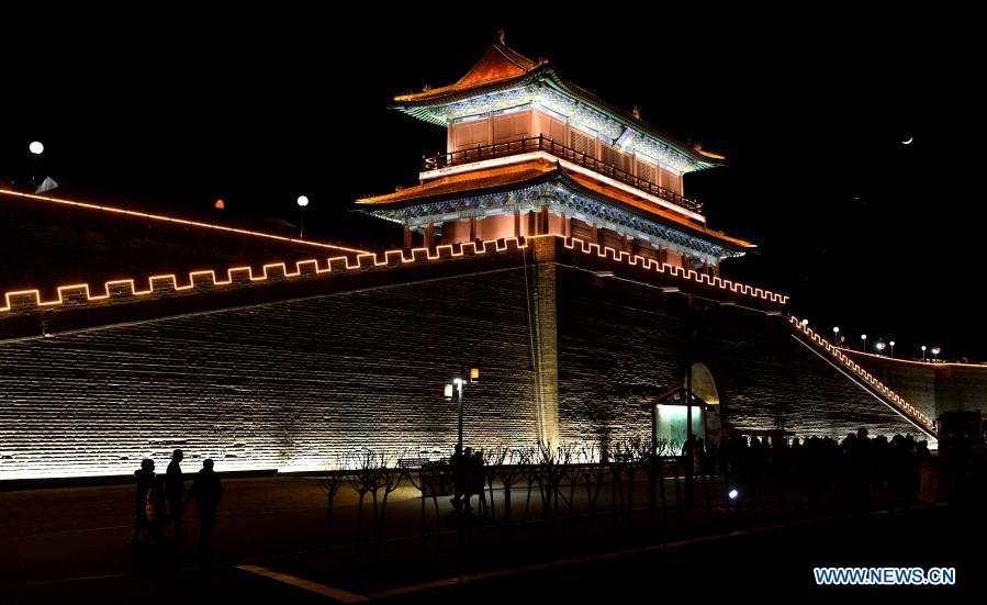 Night view of Zhengding ancient town in Hebei