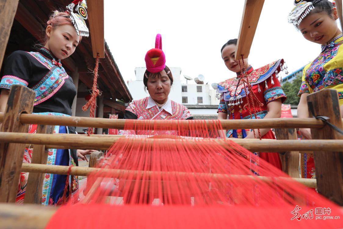 福建福州：海峡两岸民俗文化活动精彩上演