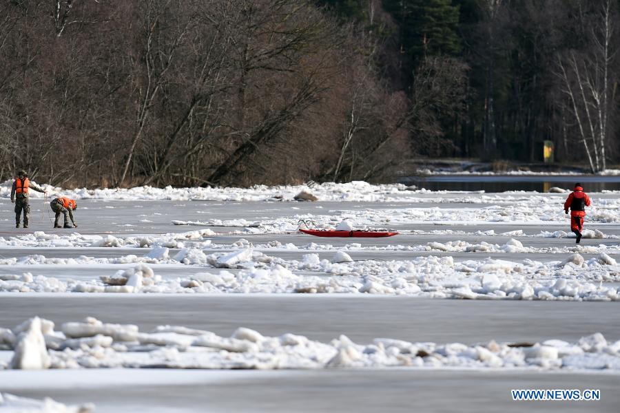 Large ice congestion in Latvia river blown up to avert floods