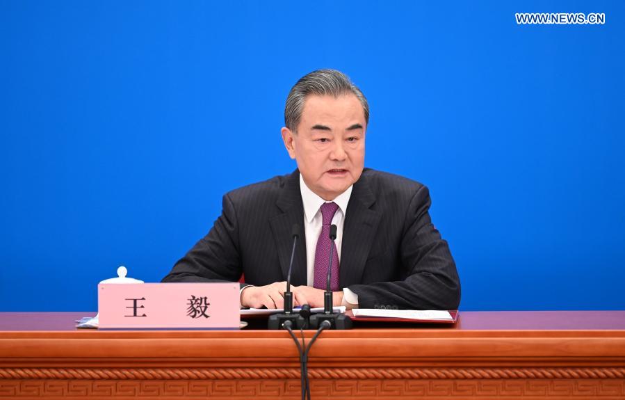 Chinese FM meets press on foreign policy, relations