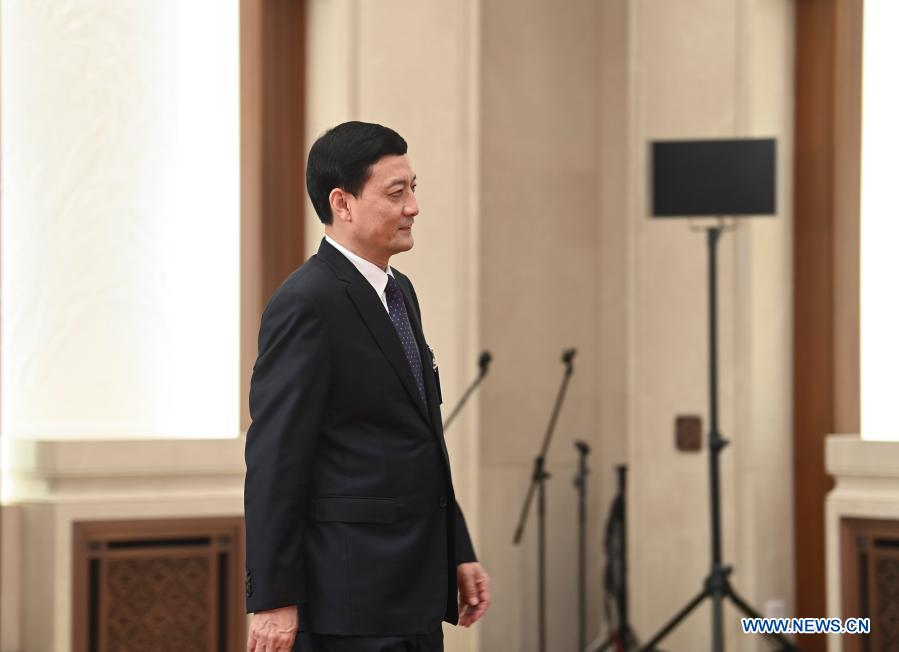 Ministers receive interview after 2nd plenary meeting of fourth session of 13th NPC