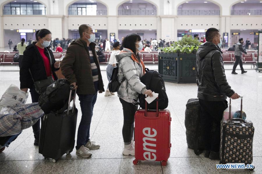 China reports sharp drop in Spring Festival travel