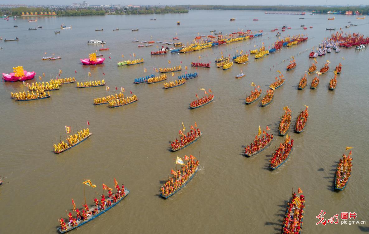Qintong Boat Festival tops China in Dragon Boat Racing