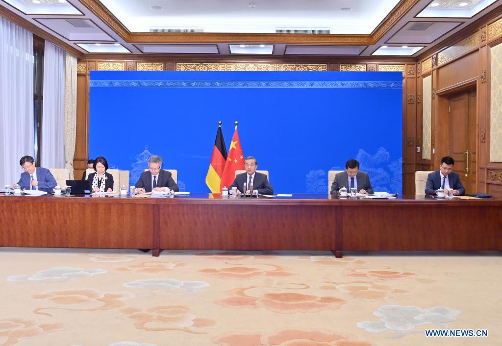 Chinese FM meets German counterpart via video link