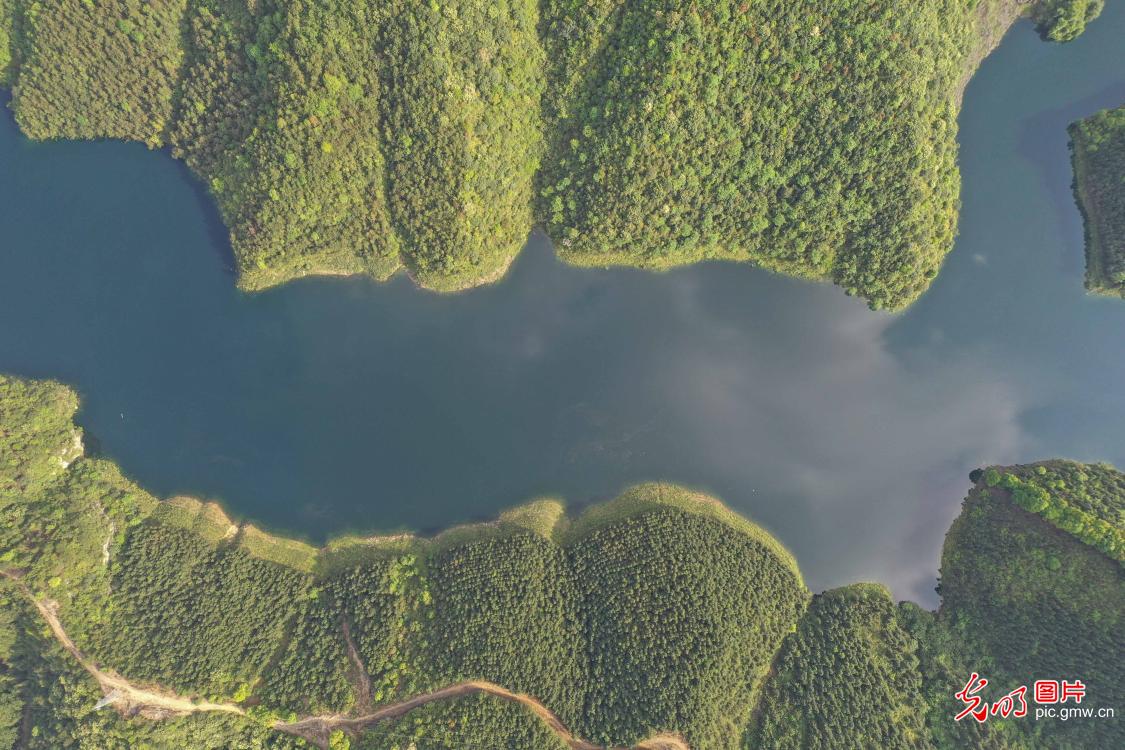 Scenery of the Yingleyuan Reservoir in central China's Hunan Scenery of the Yingleyuan Reservoir in central China's Hunan