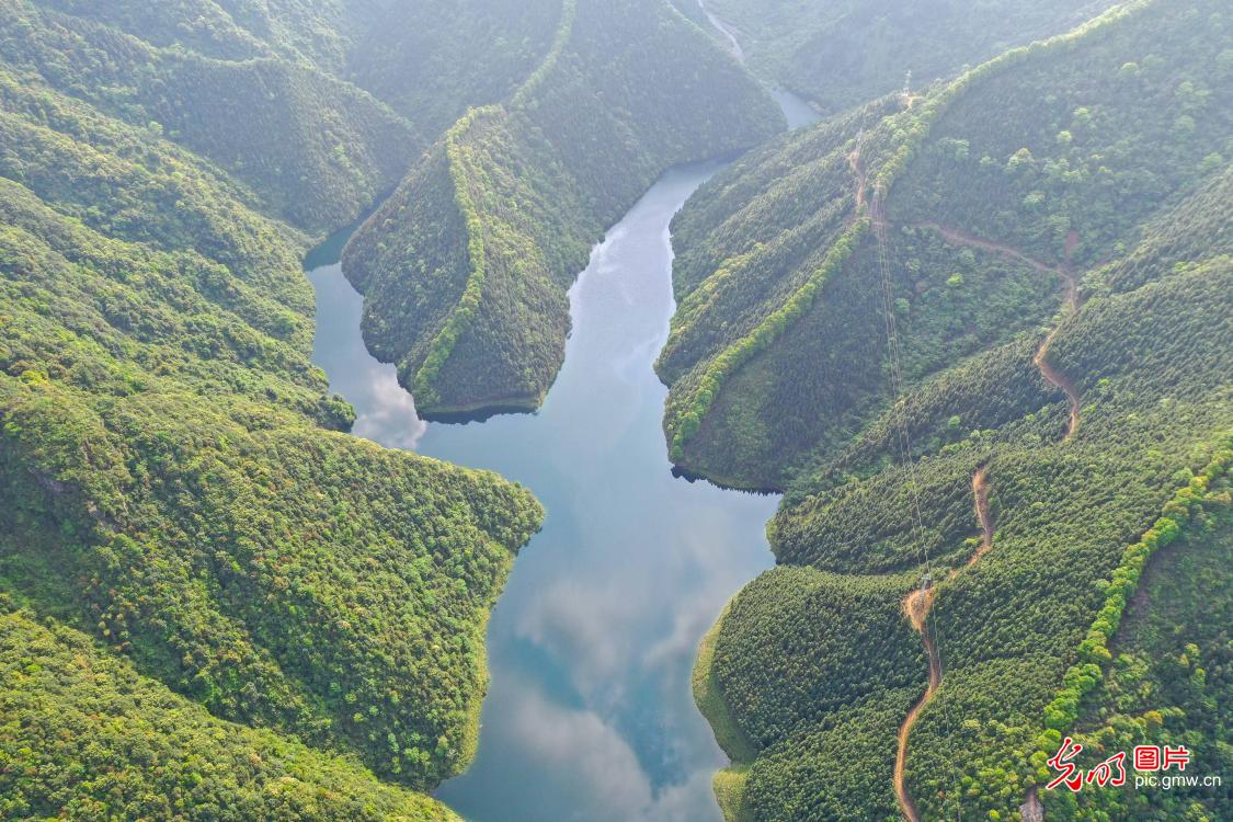 Scenery of the Yingleyuan Reservoir in central China's Hunan Scenery of the Yingleyuan Reservoir in central China's Hunan