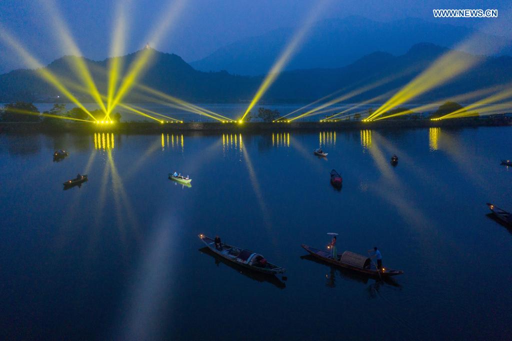 Night view of Sandu Fishing Village in Zhejiang