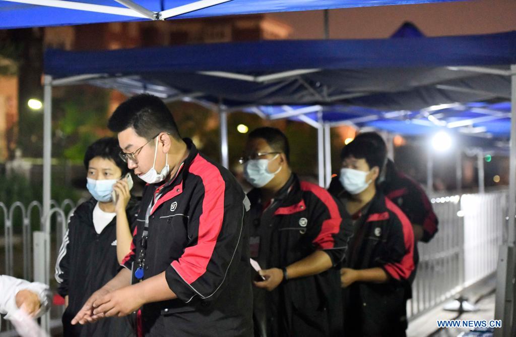Temporary vaccination site launched for deliverymen in Tianjin