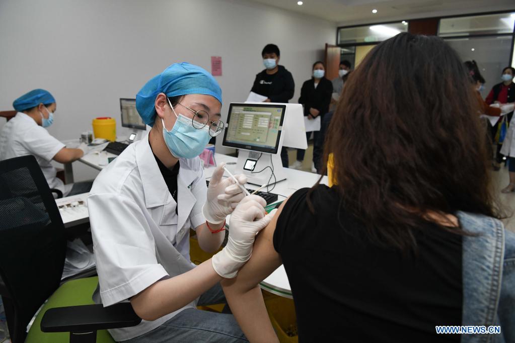 COVID-19 vaccination underway in east China's Anhui