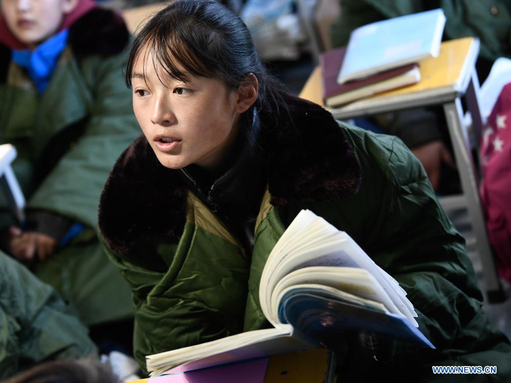 China Focus: Quake-hit areas in China resume school