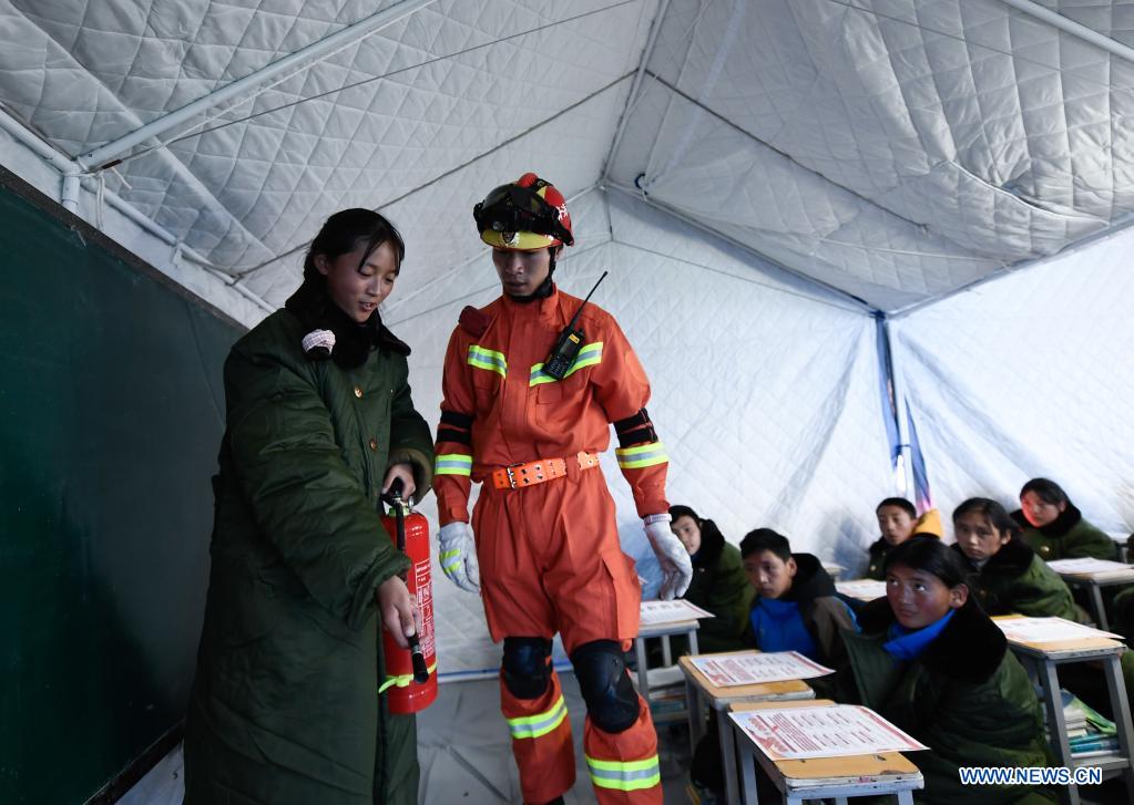 China Focus: Quake-hit areas in China resume school