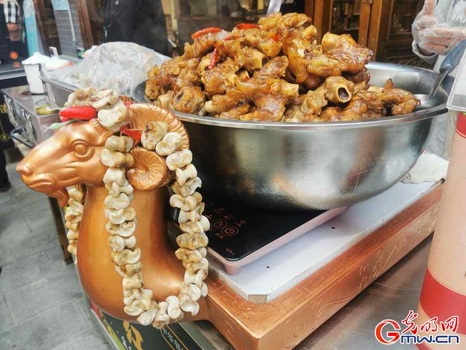 Too much to eat and enjoy at Kuanzhai Alley Food Street in Urumqi of Xinjiang