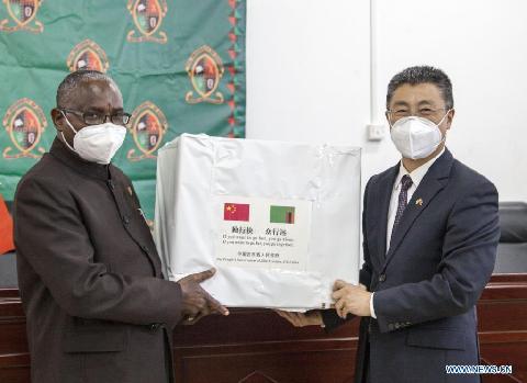 China donates 50,000 face masks to help Zambia's university fight COVID-19
