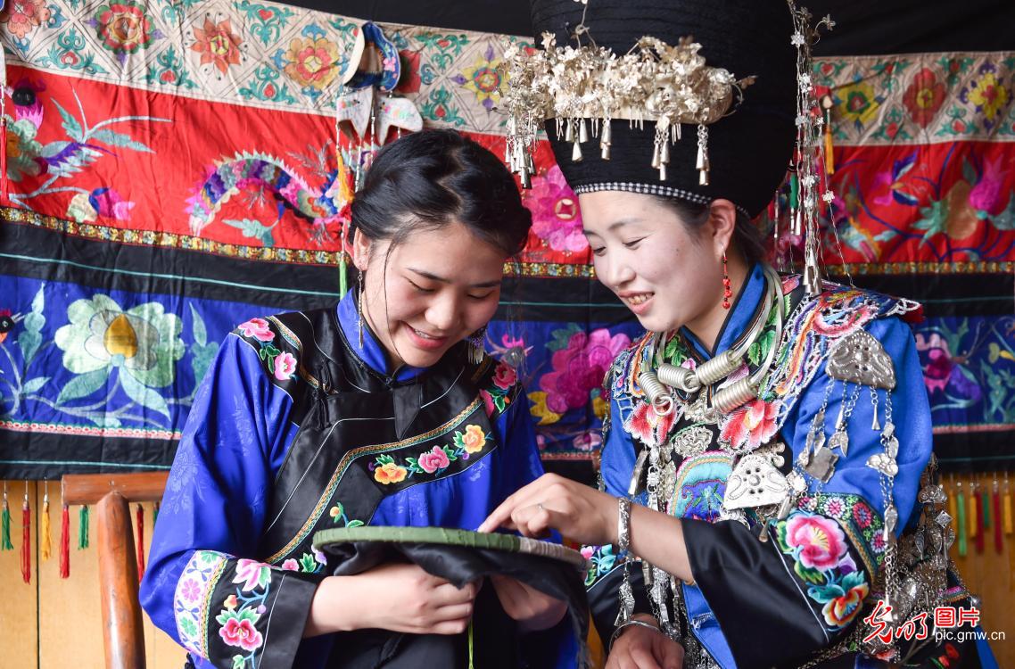Songtao Miao embroidery listed as the fifth batch of national intangible cultural heritage