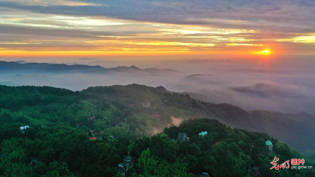 View of sunrise in Huzhou, E China's Zhejiang
