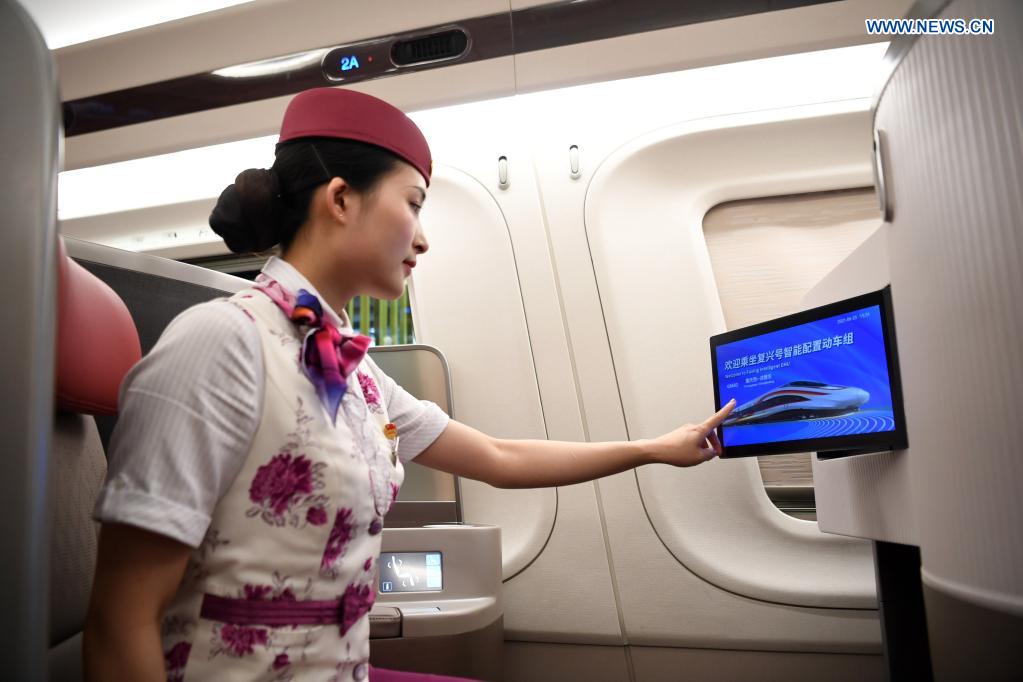 Fuxing intelligent bullet train to be put into service on railway linking Chengdu, Chongqing