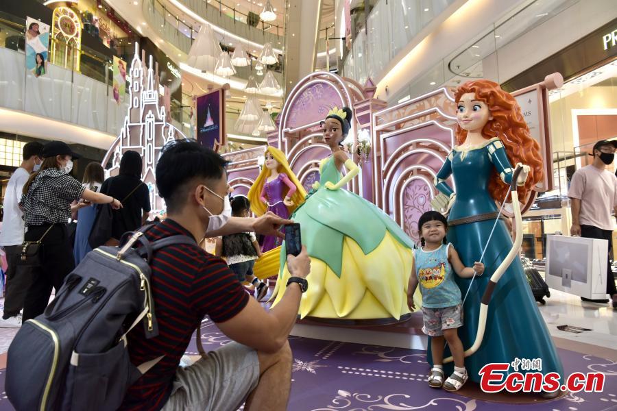 Sculptures of Disney princesses attract young visitors in HK