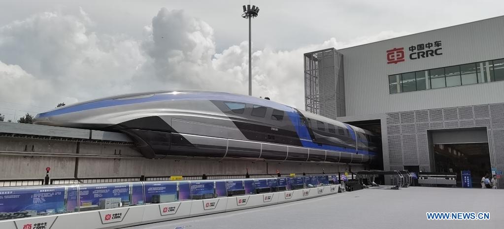 World's first 600 km/h high-speed maglev train rolls off assembly line