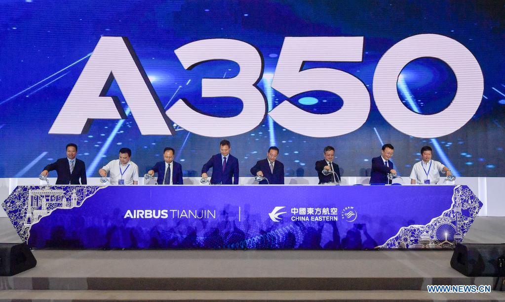 Airbus begins A350 deliveries in China