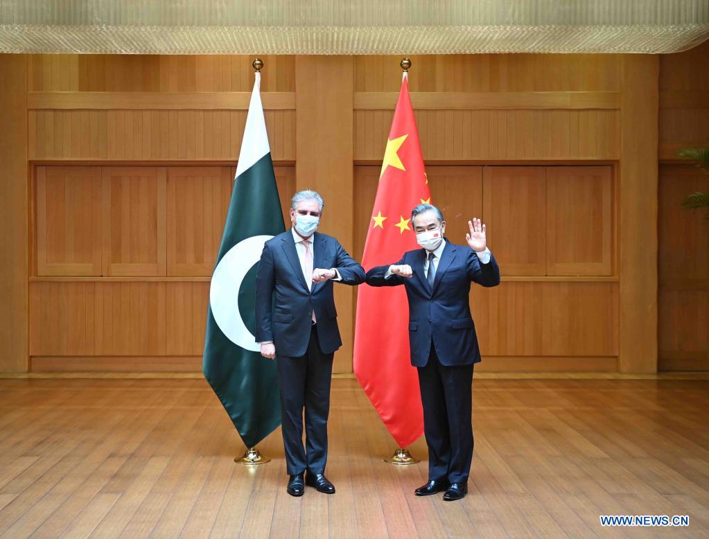 China to build closer community of shared future with Pakistan in new era: Chinese FM