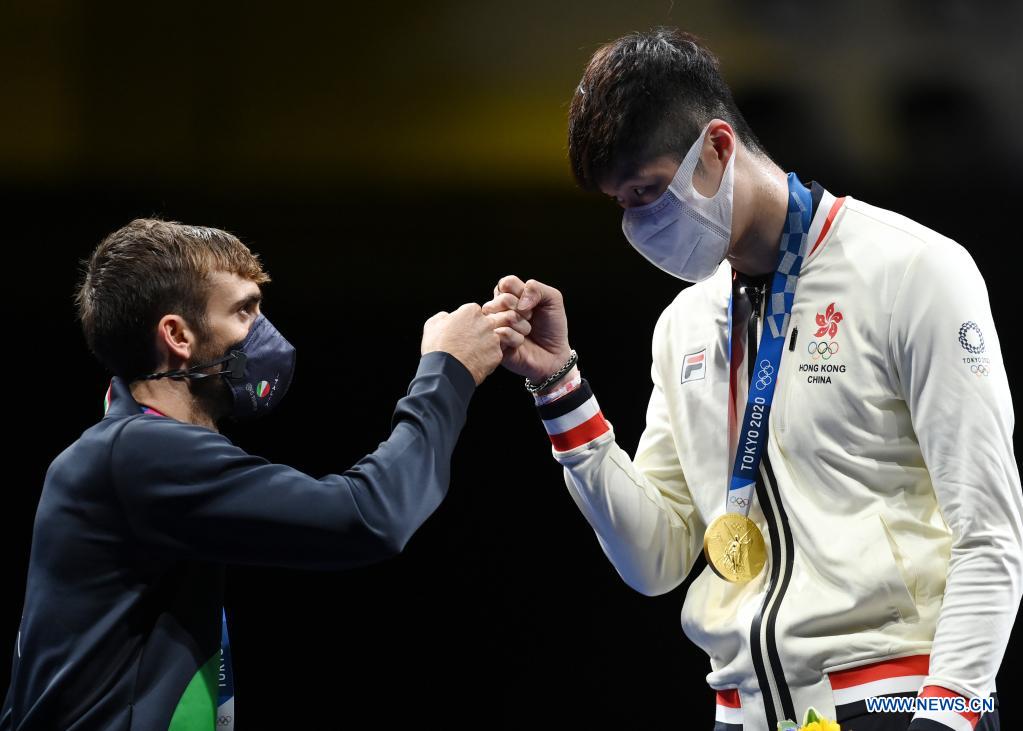Cheung wins 1st Olympic fencing gold medal for China's Hong Kong at Tokyo Games