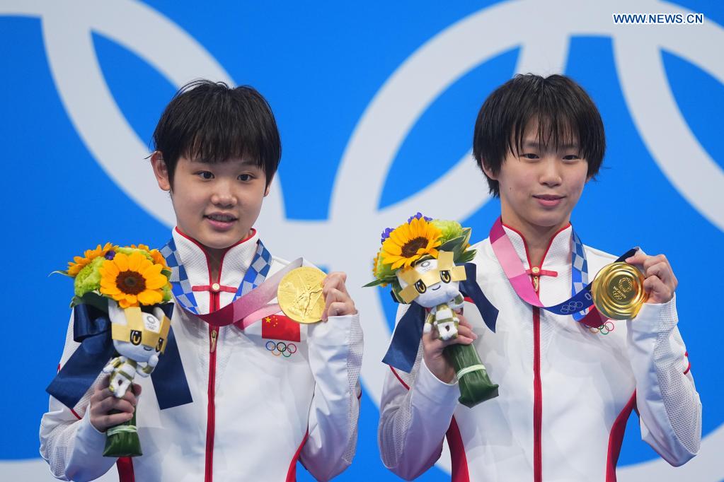 China's Chen/Zhang sail to Tokyo 2020 women's synchronised 10m platform gold
