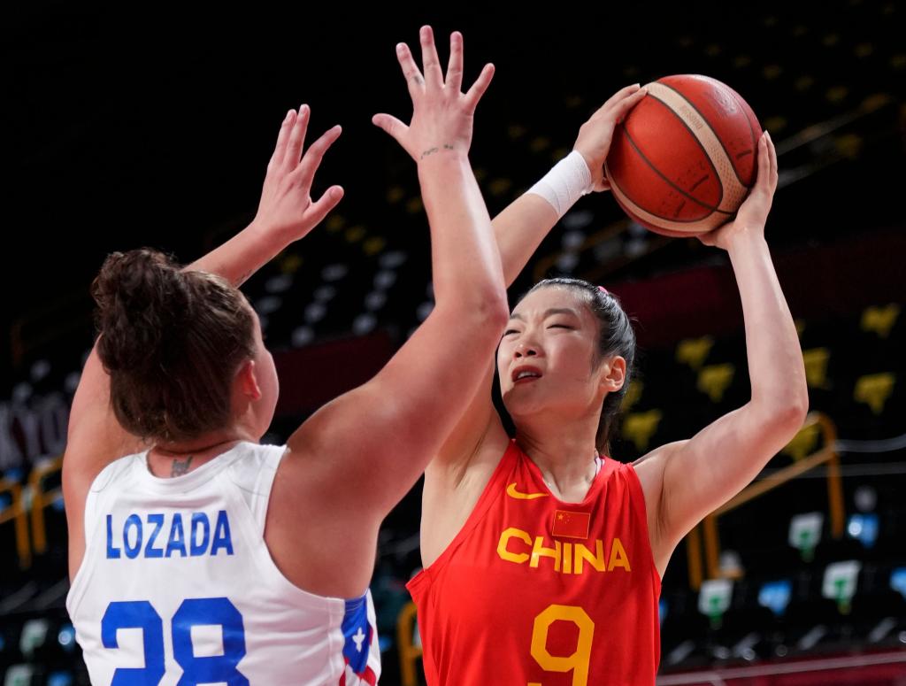 China smashes Puerto Rico in Olympic women's basketball tourney
