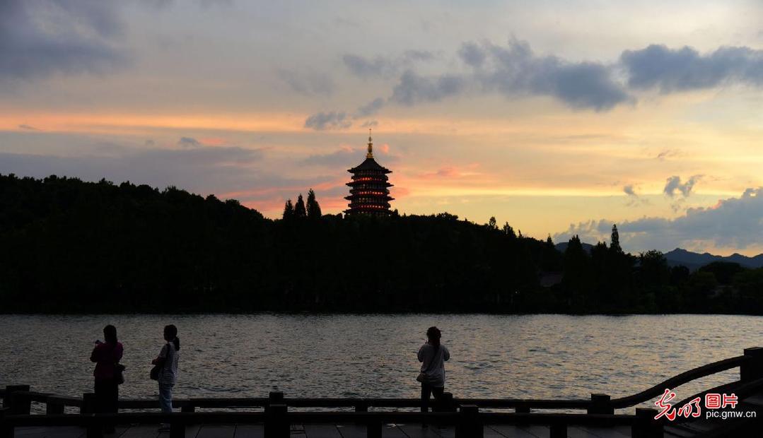Leifeng Pagoda under sunset in E China' Zhejiang