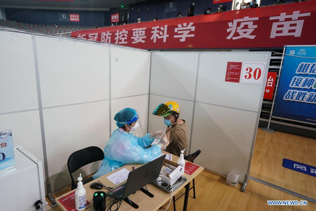 People receive COVID-19 vaccines in Nanjing