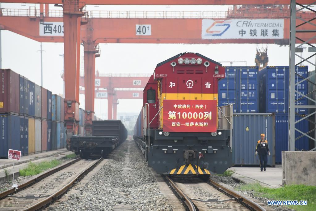 10000th China-Europe freight train departs from Shaanxi Province, NW China