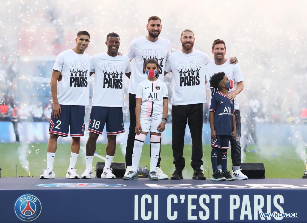 Highlights of new recruits presentation ceremony prior to French Ligue 1